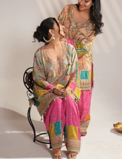 Peach Floral Kurta Set & Pink Farshi Pants - 12