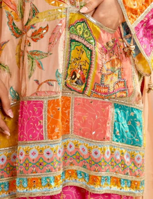 Peach Floral Kurta Set & Pink Farshi Pants - 4
