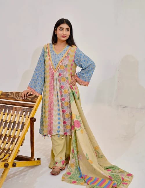 Pastel Patchwork Kurta Set with Floral Dupatta (Set of 3) - 1