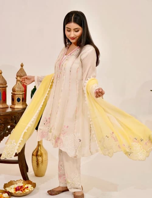 Ivory Blossom Kurta Set with Lemon Dupatta (Set of 3) - 1