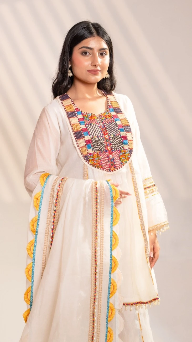  Ivory Hand-Beaded Kurta Malmal Set with Sharara & Dupatta (Set of 3) - 3
