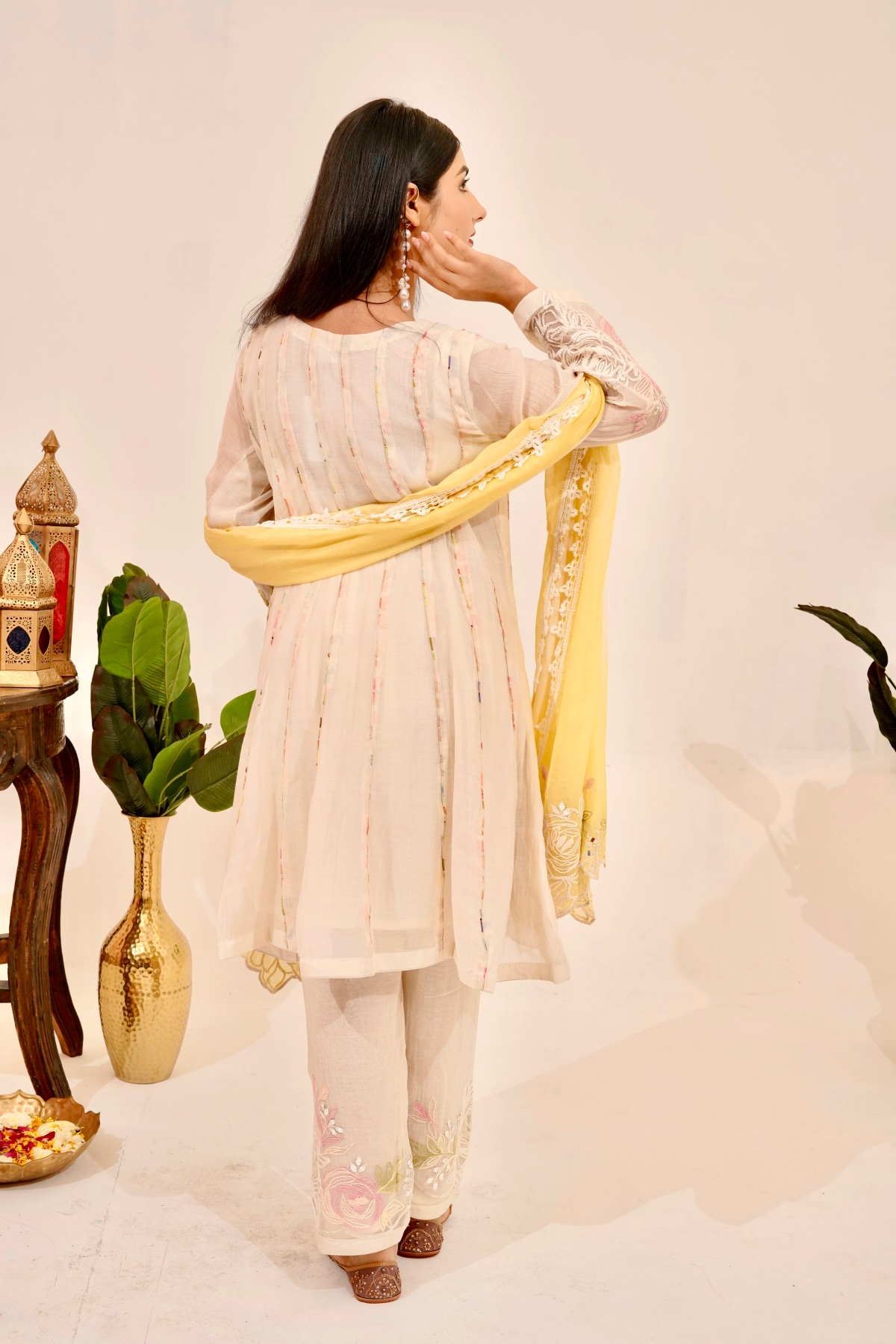 Ivory Blossom Kurta Set with Lemon Dupatta (Set of 3) - 3