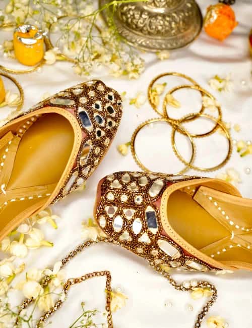 Sheesh Mahal (Jutti) - 4