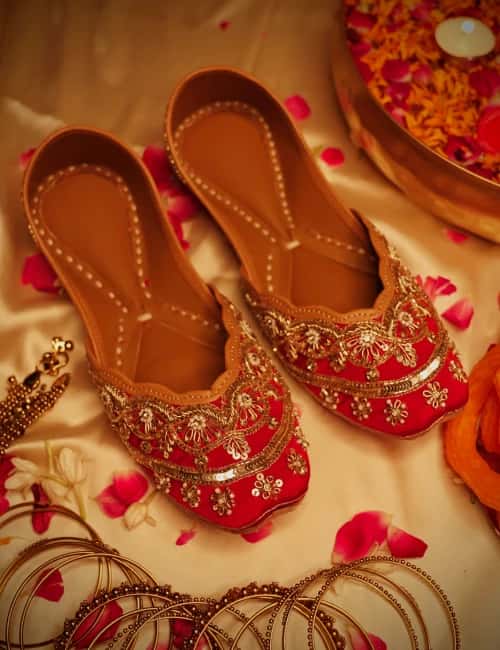 Lal Ishq (Jutti) - 3