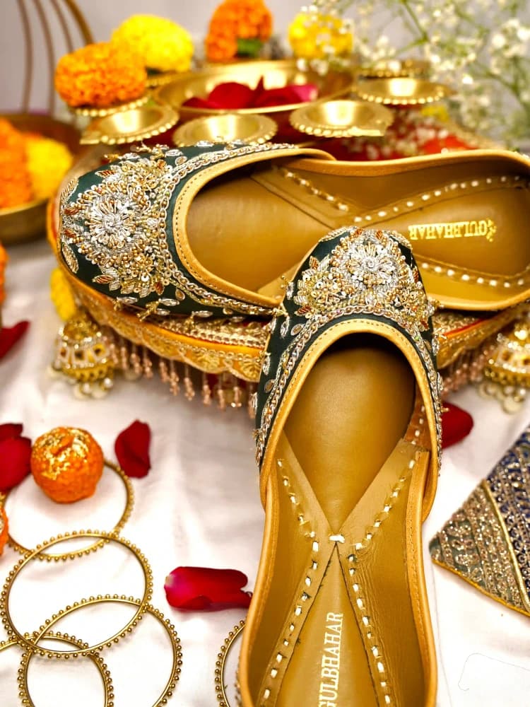 Emerald Zardozi (Jutti) - Image 3